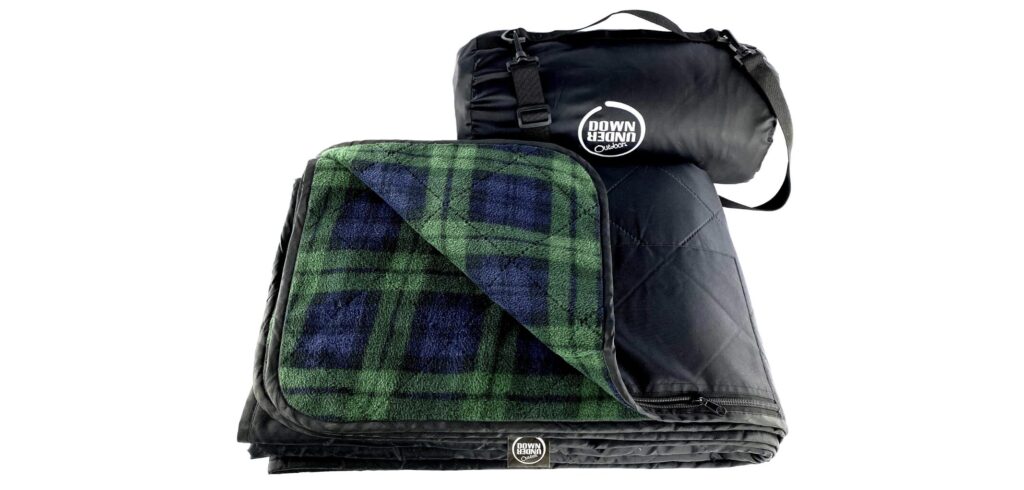 DOWN UNDER OUTDOORS Waterproof Windproof Fleece Stadium Blanket